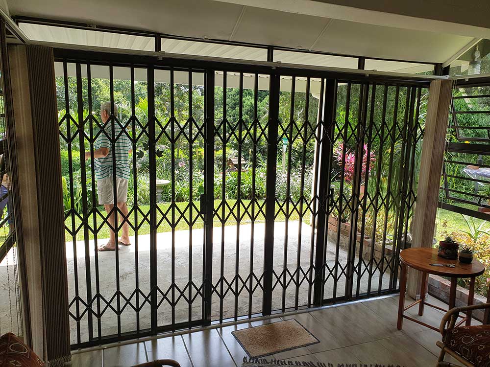 Retractable Trellis Doors: Secure Your Wide Patios Fast