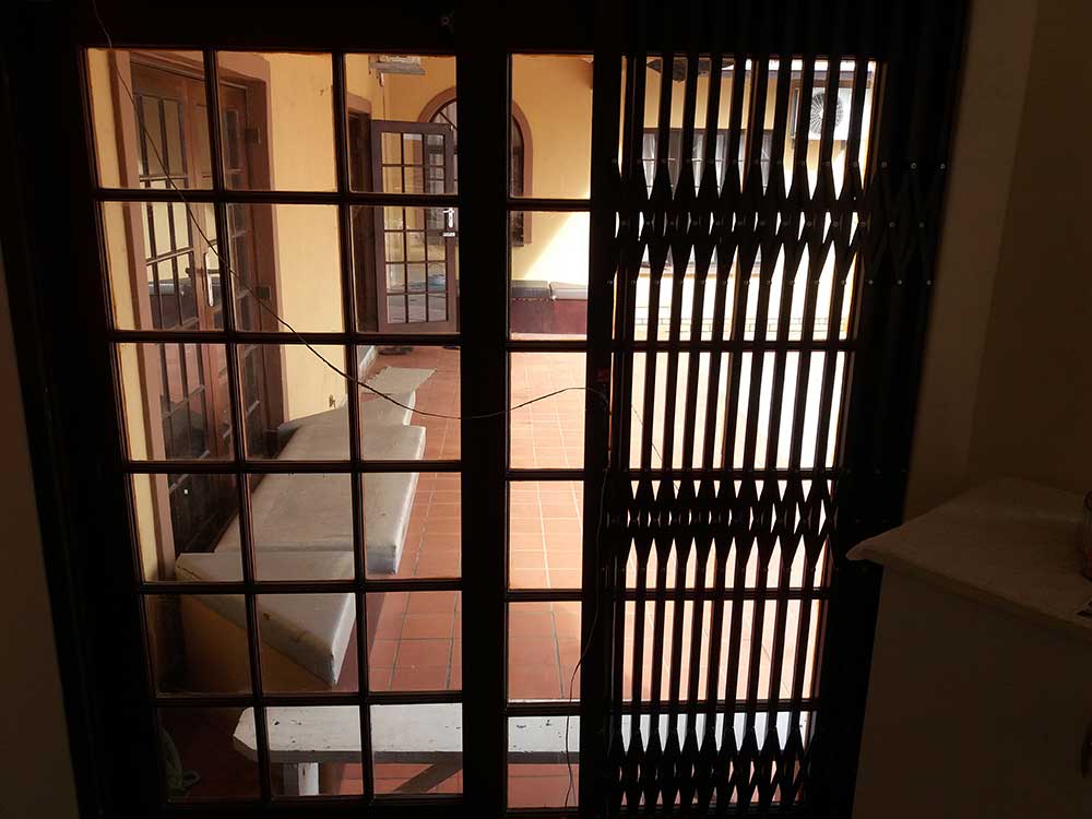 Folding Security Doors: Top Retractable Patio Defences!